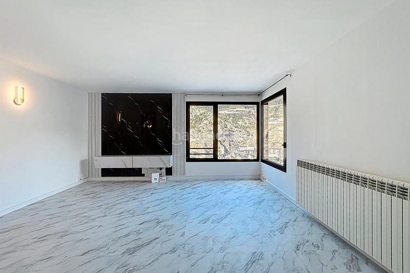 Foto 748a84f0-d8b4-40f1-b16e-241624955c8a. Rent flat with parking in El Forn-Prats-Meritxell Canillo