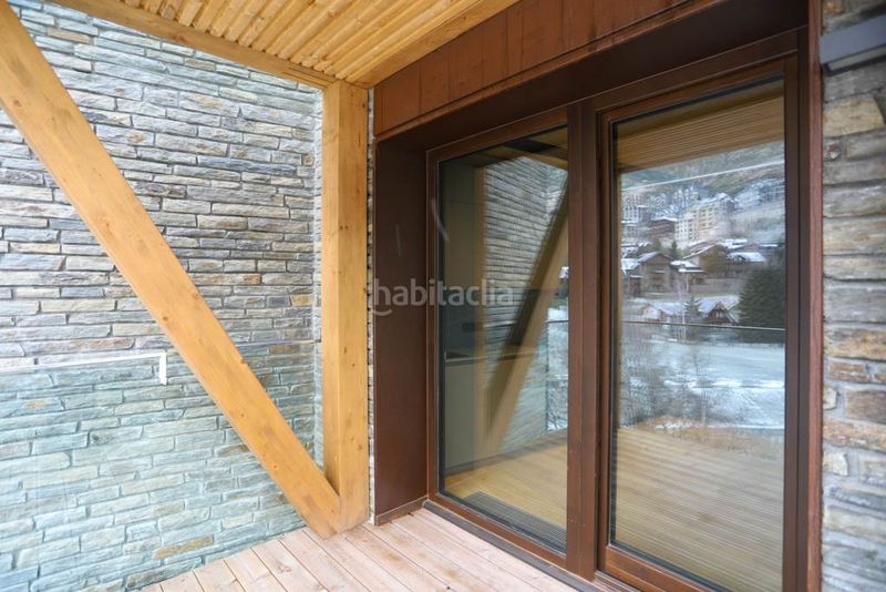 Foto c841b0b6-d1fc-4198-9cb7-7b00dc80d340. Miete etagenwohnung mit kamin parking in El Tarter Canillo