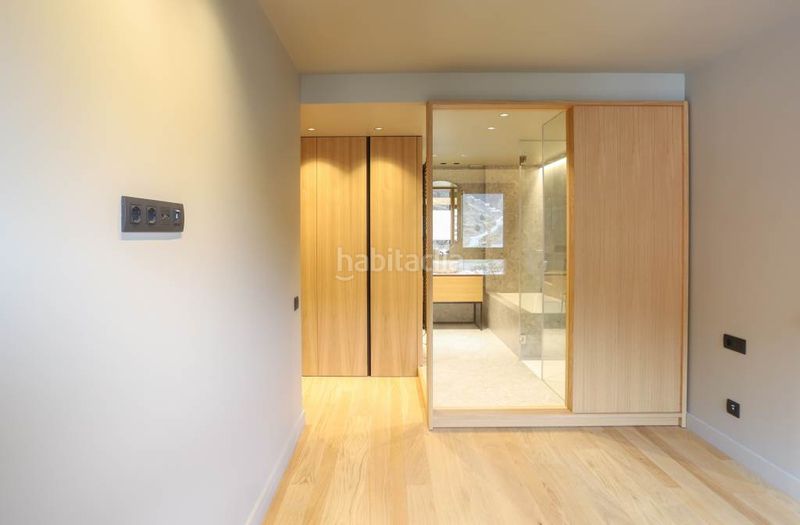 Foto 0f1f51fe-1595-4a12-9e4b-cb5f28859690. Miete etagenwohnung mit parking in El Tarter Canillo
