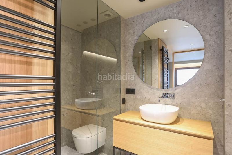 Foto 769ba356-9409-4c04-a711-5e4cf32e2032. Miete etagenwohnung mit parking in El Tarter Canillo