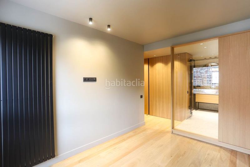 Foto c16d5144-789d-4962-8ed3-e49ca9887377. Miete etagenwohnung mit parking in El Tarter Canillo