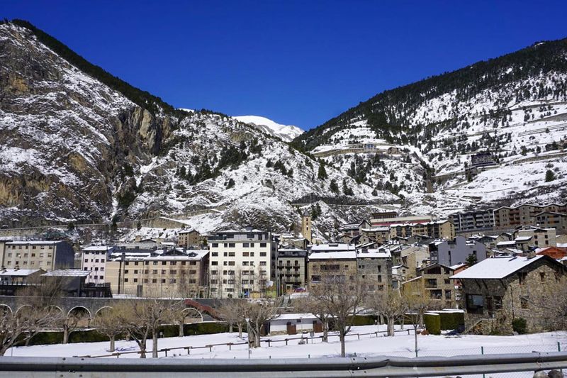 Foto 8b8e15a3-ccaf-4477-a447-85d2894f792e. Apartament amb aparcament a El Forn-Prats-Meritxell Canillo