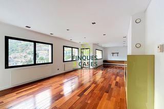 Miete Etagenwohnung  Urbanització sacalma. Piso en alquiler en escaldes