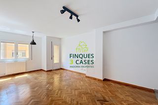 Miete Etagenwohnung  Camí dels escalls. Piso en alquiler en escaldes-centro