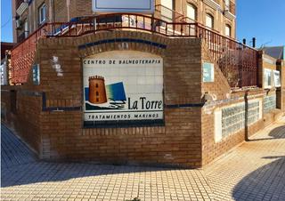 Local commercial à Pueblo Latino. Spa en torre horadada