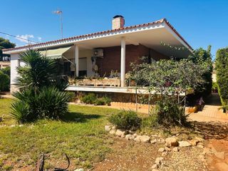 Chalet à Los Urrutias. Gran chalet independiente en los urrutias