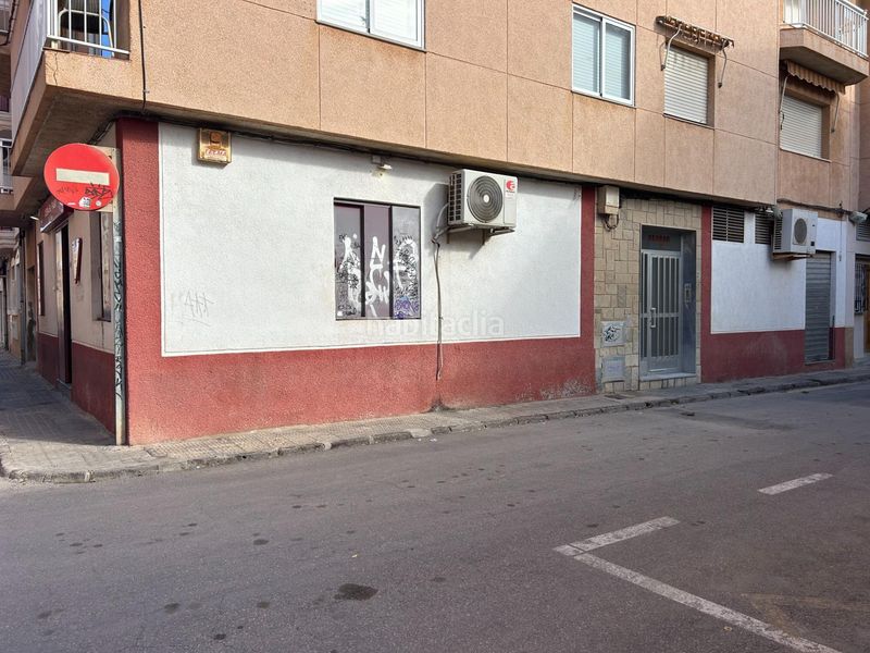 Foto 87b79011-d00e-40d3-8bfa-42a271457046. Local comercial a Centro Alcázares (Los)