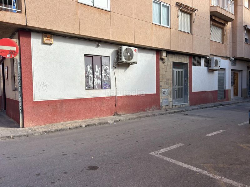 Foto e6ccb855-0985-442a-9dea-dd08784e8793. Local comercial a Centro Alcázares (Los)