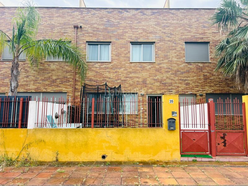 Foto a9771691-9675-4404-b08a-086863d4f135. Casa aparellada amb aparcament piscina a Las Lomas de Rame-Bahía Bella Alcázares (Los)