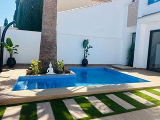 Xalet a San Pedro del Pinatar. Extradordinarias villas a estrenar