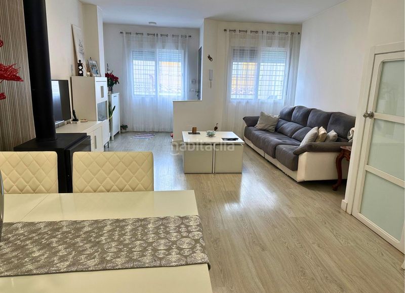 Foto b6e68f68-5c97-41bf-90d3-681d533de515. Xalet a Centro Alcázares (Los)