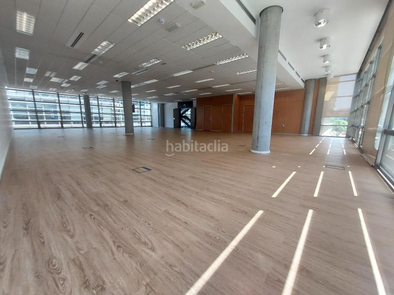Foto 16046a14-65c8-4950-a05c-33d11f3326eb. Location bureau avec chauffage dans Zona Industrial Alcobendas