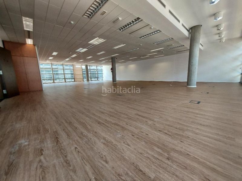 Foto 2a6300c4-6c21-424c-9af6-93714eed0e0c. Location bureau avec chauffage dans Zona Industrial Alcobendas