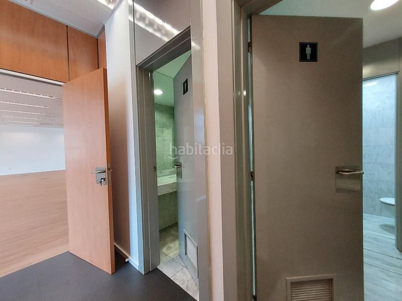 Foto 9c5f26dd-eb3e-45e0-83f9-00439efa9427. Location bureau avec chauffage dans Zona Industrial Alcobendas