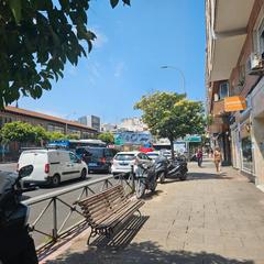 Local commercial à Calle de Raimundo Fernández Villaverde