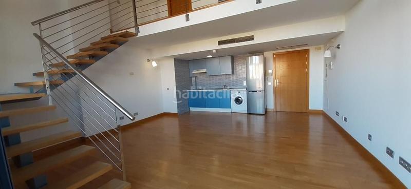 Foto 7944f952-1e4f-4d5f-a7e2-4f4cca638f76. Location loft avec chauffage parking piscine dans Vega de la Moraleja San Sebastián de los Reyes