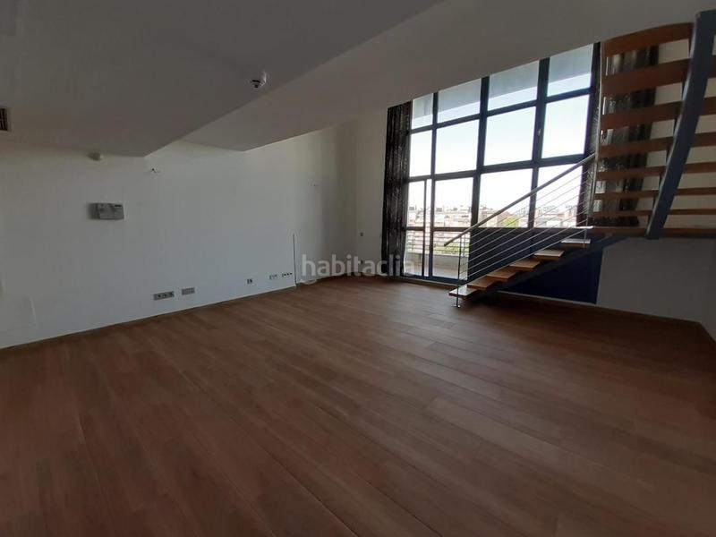 Foto d5b9bb2c-4d69-466f-ba7e-66f3795ae2cd. Location loft avec chauffage parking piscine dans Vega de la Moraleja San Sebastián de los Reyes