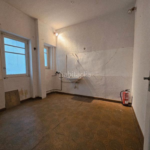 Foto 23436430-2c39-4d1d-93c1-86b49daf8876. Local comercial a Ibiza Madrid