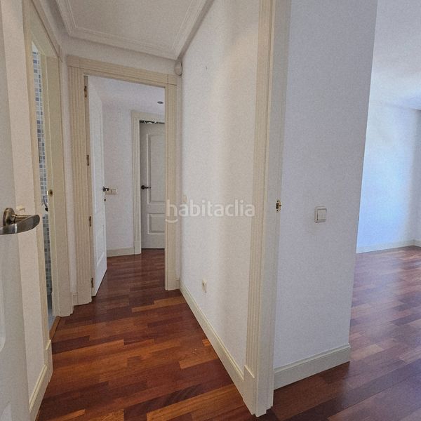 Foto 567bd58e-df01-4324-9112-dcf1daa51a20. Rent flat with heating parking pool in Sanchinarro Madrid