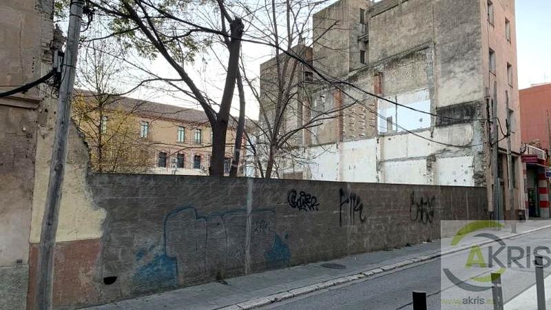 Foto 702ed0c1-21e3-4bbf-9018-0cccbed1bbfb. Terreny residencial a Centre Figueres