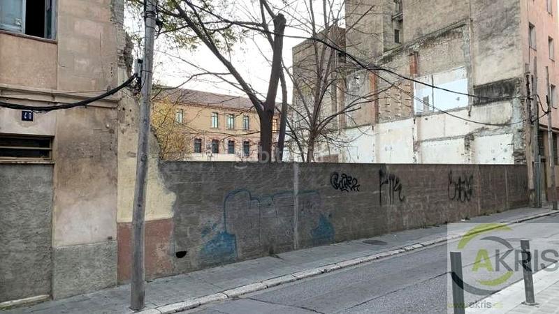 Foto dc0c2c7d-3106-498b-bccc-1d377660eff6. Terreny residencial a Centre Figueres