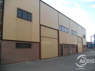 Nave industrial en Huecas. Gran nave sin posesión en huecas