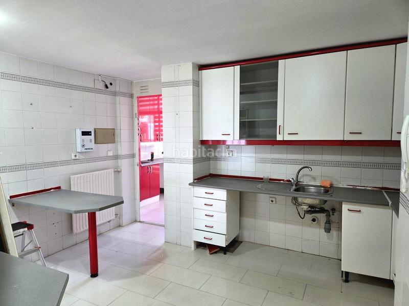 Foto 493b0d5d-bd96-44b4-b901-5a29c6e15e44. Appartamento con riscaldamento parcheggio piscina in Toledo