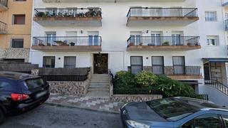 Aparcament cotxe a Mont Ferrant-Joan Carles I. Plaza de garaje en blanes amadeu vives