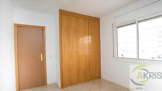 Rez-de-chaussée à Centre. Vivienda  ocupada  en venta en centro de figueres.