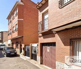 Pis a Navahermosa. Vivienda centrica en navahermosa