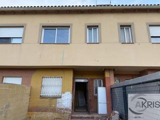 Maison à Ontígola. Adosado en la población de ontigola