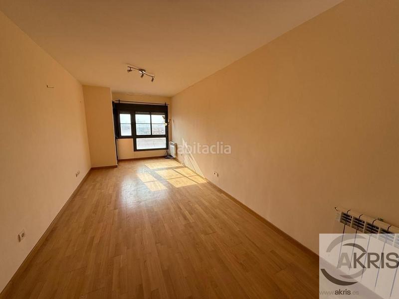 Foto 8640286a-a188-4340-871b-1599d04b8db3. Pis amb calefacció aparcament piscina a Urbanización San Isidro Ocaña