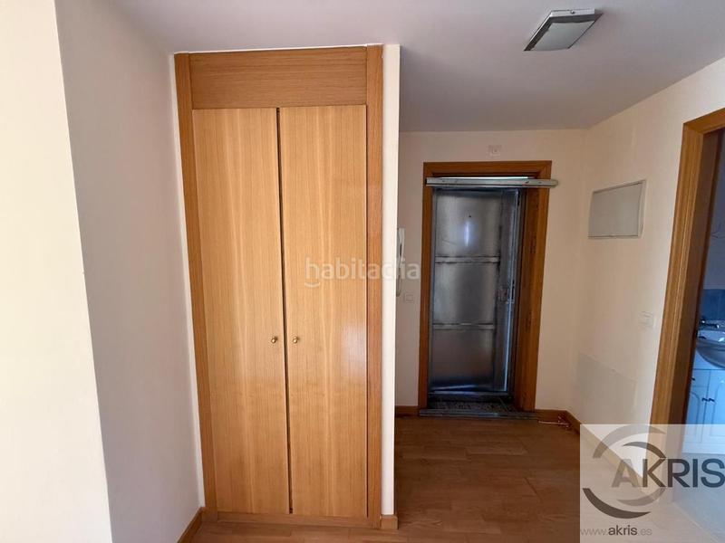 Foto 9de65bbf-576f-4b46-8efa-a05120b858bc. Pis amb calefacció aparcament piscina a Urbanización San Isidro Ocaña