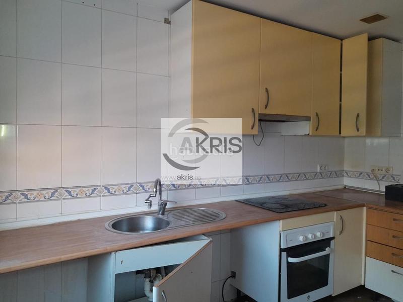 Foto 077e3799-03b3-4630-b2ce-fe4121c12023. Casa chalet con 4 dormitorios en Los Robles Seseña