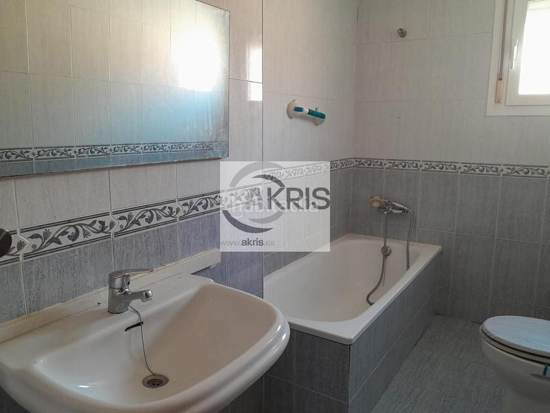 Foto 17e8301d-cb35-48f3-a9c3-3e799142a37b. Casa chalet con 4 dormitorios en Los Robles Seseña