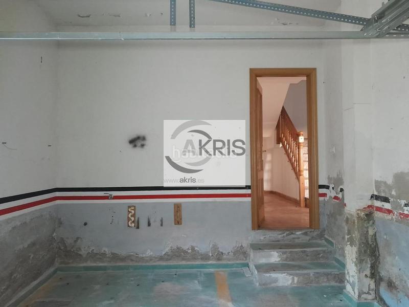 Foto 2e7e28f3-df70-465f-9343-999e8aaca958. Casa chalet con 4 dormitorios en Los Robles Seseña