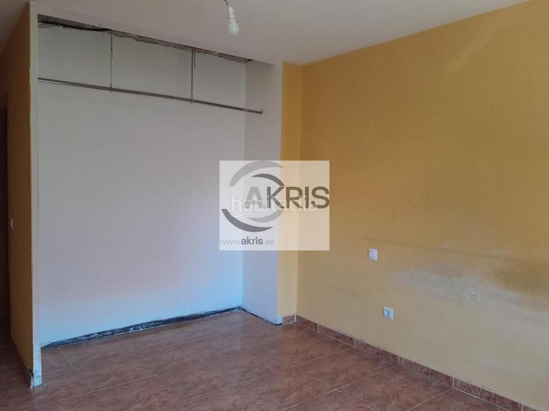 Foto 8ec6d3a9-edf0-425d-a6f0-feb30ca82eae. Casa chalet con 4 dormitorios en Los Robles Seseña