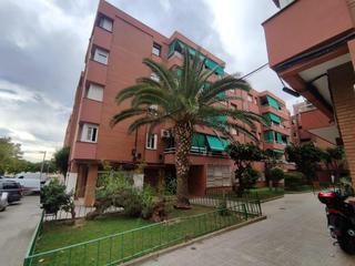 Pis  Carrer pablo iglesias. Piso en venta en viladecans, barcelona
