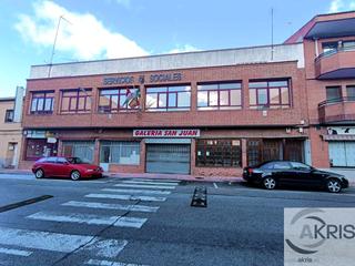 Local Comercial  Cruces. Venta de 2 puestos comerciales contiguos en galería san juan, fu
