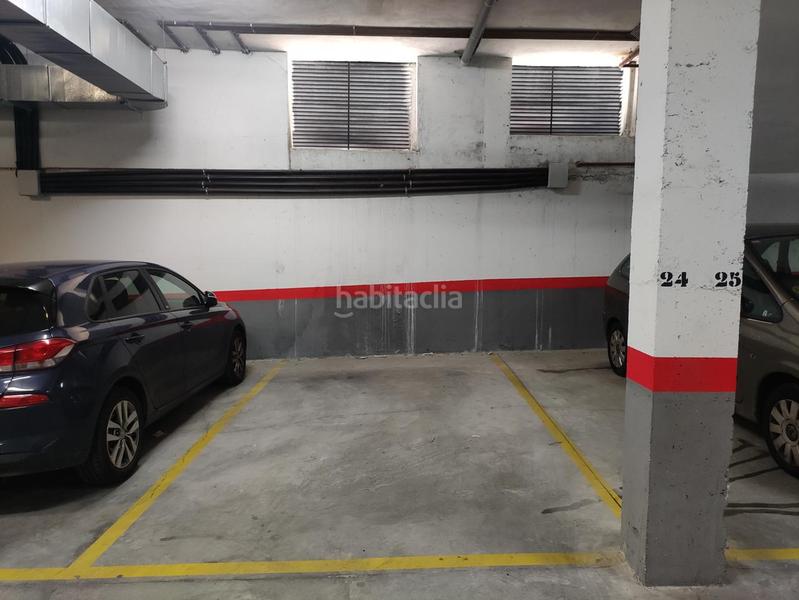 Foto 42e7a804-8716-4b83-bab7-bab9f6a00743. Parking voiture dans Olías del Rey