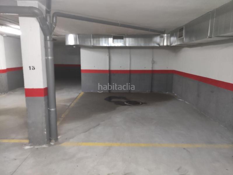 Foto f4eac22a-f94e-484c-b0c0-58a9b53a5a33. Parking voiture dans Olías del Rey