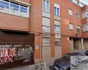 Pis  De cardenal mendoza. Vivienda ocupada, no se puede visitar!! en madrid
