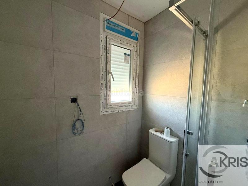 Foto 569a2fb7-5125-4ce1-973f-6e3c602b8bde. Casa a schiera con riscaldamento parcheggio in Torre de Esteban Hambrán (La)