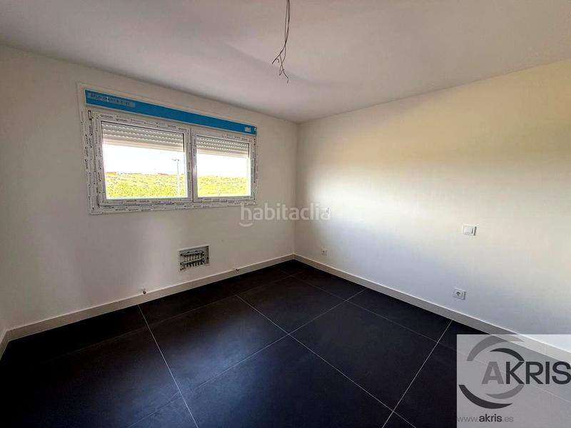 Foto d63de0e4-df8b-4147-812e-75308a966ab4. Casa a schiera con riscaldamento parcheggio in Torre de Esteban Hambrán (La)