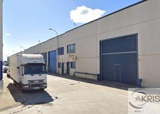 Nau industrial  De la industria. Nave ocupada, no se puede visitar!! en el viso de san juan