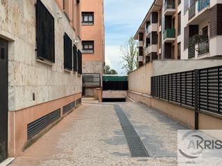 Parking coche  Don josé maría peña. Plaza de garaje en ocaña