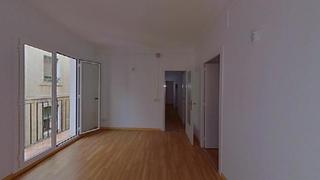 Piso  Carrer de les carretes. Piso en venta en ciutat vella barcelona ocupado