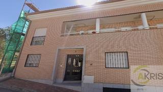 Planta baixa  Travesía alta perchuela. Piso en venta en villamantilla madrid
