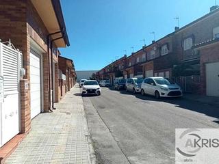 Haus  Dámaso alonso. Chalet ocupado en seseña  no admite visitas