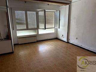 Casa  Carrer del montseny. Vivienda en ve3nta en girona, c montseny